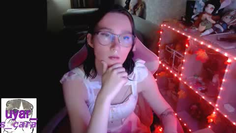 Cara online show from October 8, 2:21 pm