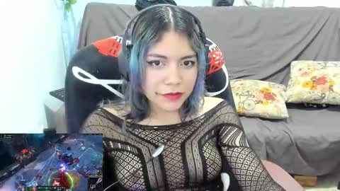 Vaiolet1314 online show from March 6, 4:18 am