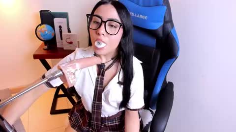 Vale online show from March 25, 8:34 pm