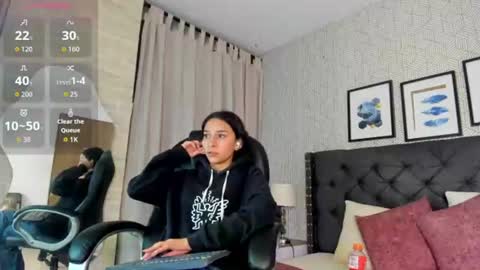 Valen online show from June 9, 11:42 am