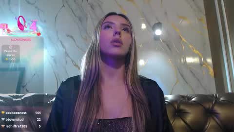 Valentina online show from October 5, 6:24 pm