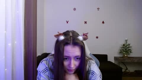 Snapshot of valents_cherry chatting on December 15, 4:15 pm Valentina online show from December 15, 4:15 pm