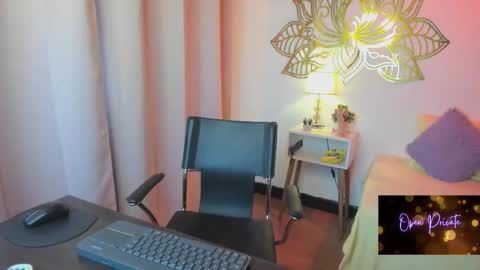 Valery And Daniel online show from November 30, 10:36 pm