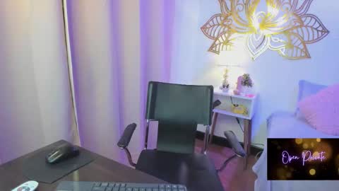 Valery And Daniel online show from November 11, 2:29 am