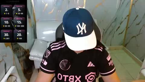 valeri_harpers4 online show from March 18, 1:27 pm