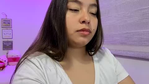 valeria online show from April 11, 7:45 am