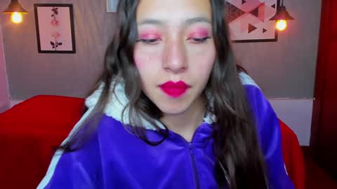 Snapshot of valeria_rossi7 chatting on January 18, 2:12 pm Valeria online show from January 18, 2:12 pm