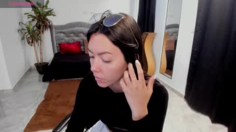 Valerie fox online show from February 13, 5:36 pm