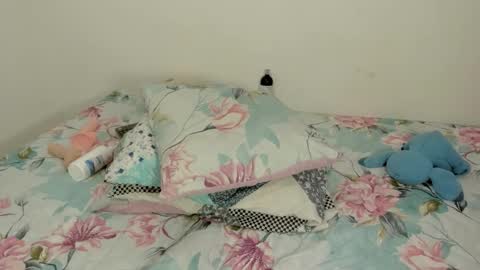 Valerie online show from March 10, 9:52 pm