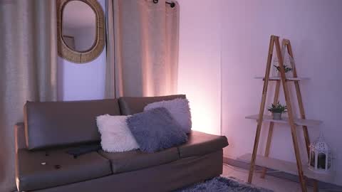 Valerie Style3 online show from November 7, 4:07 am