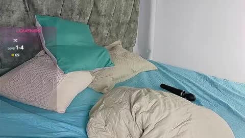 valerigallardo online show from November 22, 12:24 am