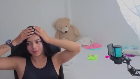 Juli C online show from March 20, 1:32 am