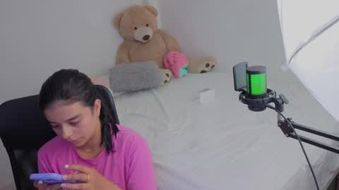 valerihouse_ online show from August 4, 1:44 am