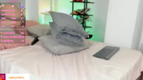 Snapshot of valerycolins chatting on October 17, 6:27 am call me Maria online show from October 17, 6:27 am