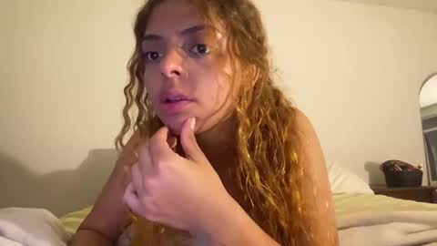 VALIENTE  online show from February 13, 4:03 am