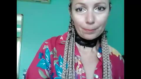 ValleriWind online show from February 10, 12:30 am