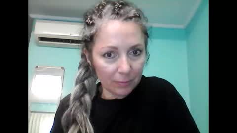 ValleriWind online show from February 3, 10:25 am