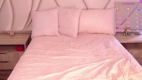 Vallery online show from September 10, 6:52 pm