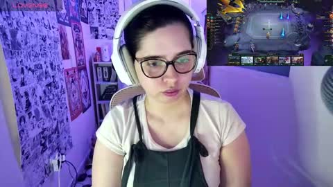 Im Violet online show from November 5, 5:23 am