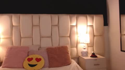 ValuFoster online show from November 27, 6:33 pm