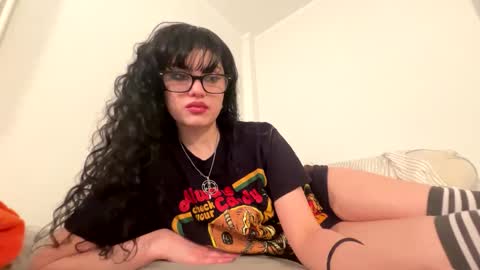 vampgatita online show from September 19, 12:42 am