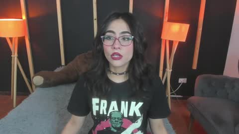 vampy_dolll online show from January 6, 12:57 pm