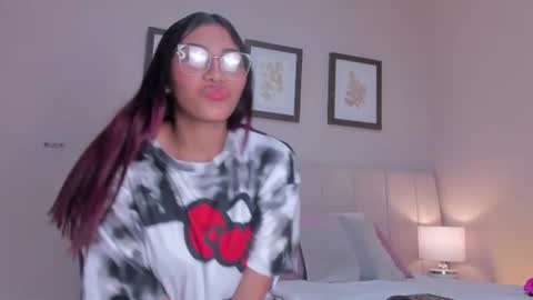 vanessa__cb online show from June 25, 6:42 pm