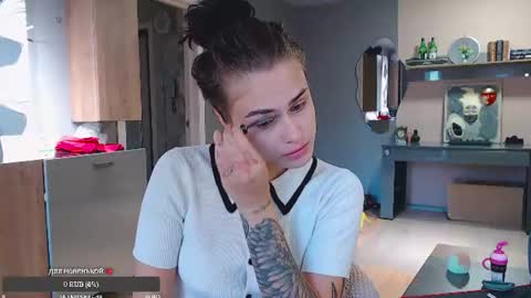 vanessatenderness online show from August 1, 9:11 am