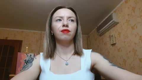 VanillaMuffin online show from March 14, 1:34 pm