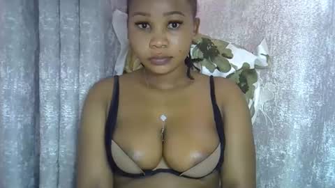 vanillavenus online show from April 9, 11:04 am