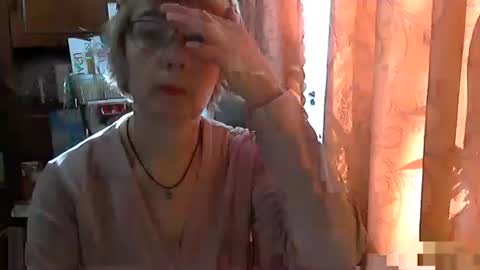 Vanillaxcreamy online show from February 24, 11:52 am