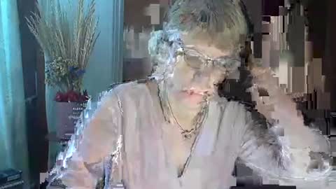 Vanillaxcreamy online show from February 2, 11:51 am