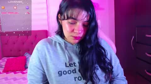 Snapshot of vannessa_shy chatting on December 30, 8:04 pm Vanesa online show from December 30, 8:04 pm