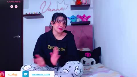 Snapshot of vannessa_shy chatting on October 30, 11:28 pm Vanesa online show from October 30, 11:28 pm