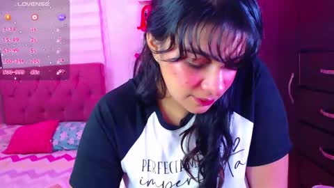 Snapshot of vannessa_shy chatting on January 10, 11:08 pm Vanesa online show from January 10, 11:08 pm