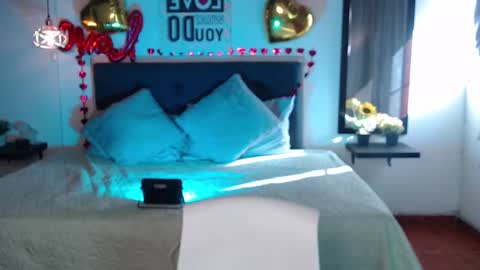 vane online show from February 15, 9:06 pm