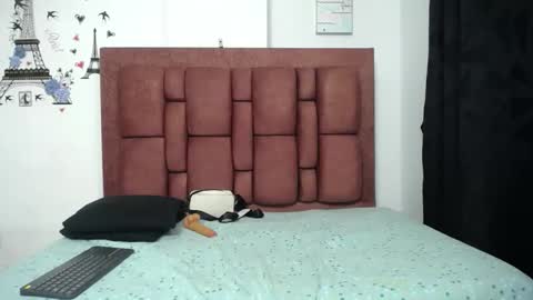 varascot online show from February 15, 1:21 pm