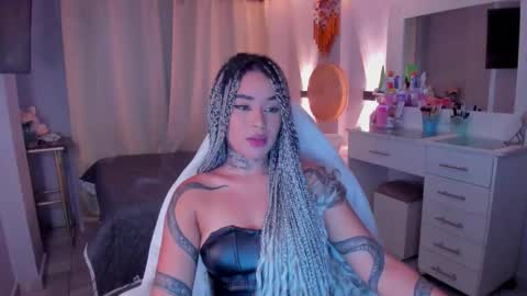 Vayolett Bass online show from February 2, 9:19 am