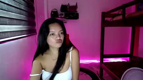 vea_x online show from March 8, 4:49 am