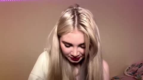 Monika online show from November 25, 5:48 pm