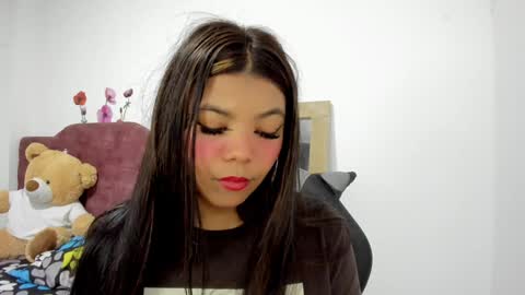 camila online show from December 30, 7:32 pm