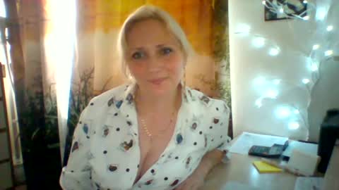 velka_raspberry online show from July 8, 4:42 pm