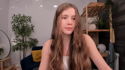 velvet_cherry online show from February 6, 4:36 pm