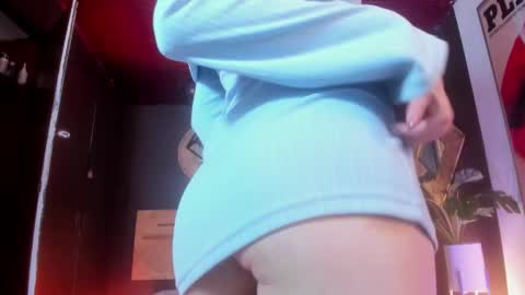 Isabella  online show from February 10, 11:24 am