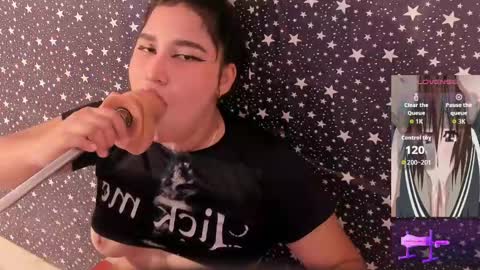 velvet_rosee_ online show from April 24, 6:22 pm