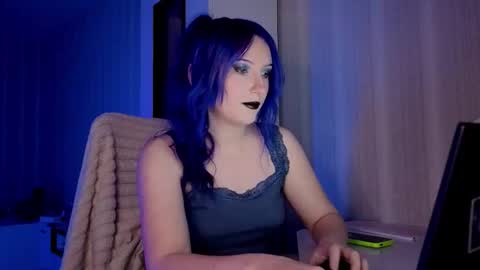 Violet online show from March 19, 11:58 am