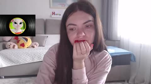 velvetmoon123 online show from February 3, 9:36 am