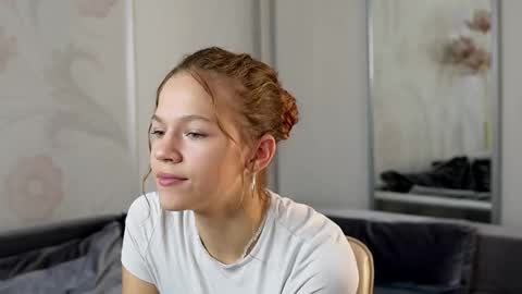 Kelly online show from September 24, 7:40 am