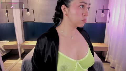 Snapshot of velvettease_ chatting on September 24, 1:54 pm velvettease_ online show from September 24, 1:54 pm