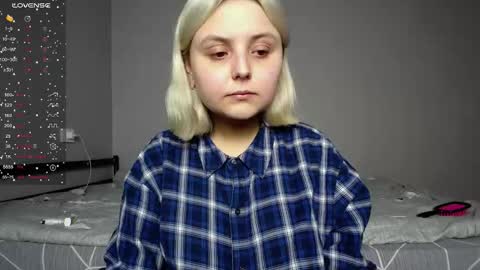 eva 3 online show from December 13, 10:05 pm